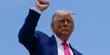 Usa, Trump celebra i suoi primi 6 mesi: “Un anno fa eravamo morti, ora i più rispettati al mondo”