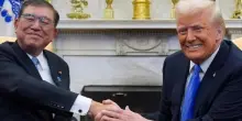 Trump annuncia l’intesa commerciale tra Stati Uniti e Giappone: dazi ridotti al 15%