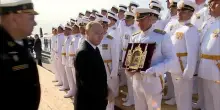 Vladimir Putin inaugura un nuovo sottomarino nucleare nel Nord della Russia
