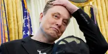 L’intelligenza artificiale e i video hot: così Musk sdogana il revenge porn