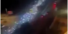 libano hezbollah disarmo corteo moto beirut tomba nasrallah