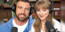 Taylor Swift va ospite del podcast del fidanzato e annuncia il titolo del suo nuovo album
