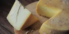 Francia, è allarme listeriosi: due morti. Maxi richiamo di formaggi contaminati