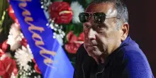Addio a Pippo Baudo, Conti: "Si è spenta la tv, lo ricorderemo anche a Sanremo"