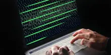 Cyberattacco, hacker rubano i dati personali di 5,7 milioni di viaggiatori Qantas