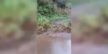 Maltempo nel Verbano: smottamento sulla strada della valle Intrasca