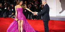 Venezia, le pagelle del giorno 2: il taglio di Emma Stone, i Clooney ed Eva Robin’s