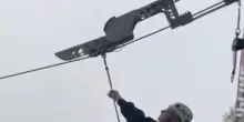 Iginio Massari compie 83 anni e si lancia con la zipline: "Volevo sentirmi vivo"