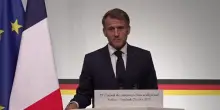 Macron e l'orco Putin: "Ucraini e georgiani lo sentono così"