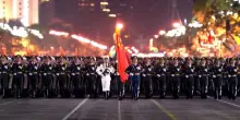 Cina, a Pechino le prove in notturna per la Parata della Vittoria