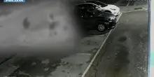 Il delitto in strada a Novara ripreso dalle telecamere