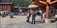 Macugnaga, il commissario prefettizio è arrivato in municipio scortato dai carabinieri
