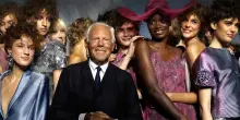 Addio a Giorgio Armani, Özpetek: “Solo grazie a lui arrivai in smoking a Cannes”