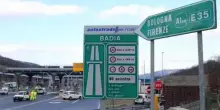 Incidente in galleria: chiusa l’A1 fra Bologna e Firenze. Code e traffico deviato a Pian del Voglio