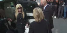 Armani, la visita di Donatella Versace, Giuseppe Tornatore e Valeria Mazza alla camera ardente