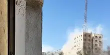 Gaza City, Israele distrugge una seconda torre