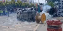Nepal, scontri di piazza a Katmandu contro il blocco dei social: vittime