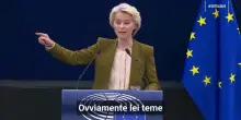 Libera informazione, Von der Leyen fischiata: "Avete paura di un centro di resilienza democratica"
