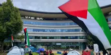 Solidarietà alla Sumud Flotilla: gli studenti occupano il cortile del Campus Einaudi a Torino