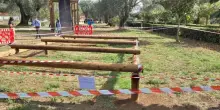 Morto il bimbo di 3 anni rimasto schiacciato da una trave in un parco a Vibo Valentia