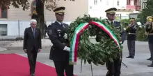Lubiana, Mattarella depone una corona al monumento ai caduti di tutte le guerre