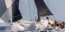Maxi Yacht Rolex Cup, si regata con raffiche di 30 nodi