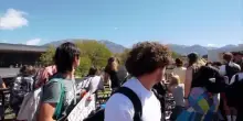 Omicidio Kirk, le nuove immagini dell'attentato: il colpo mortale e il caos nel campus