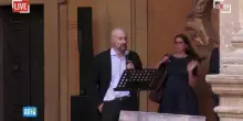 Stefano Benni, la camera ardente a Bologna: la diretta