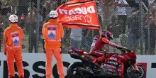 MotoGp, Marc Marquez vince anche a Misano. Bezzecchi secondo, Bagnaia cade