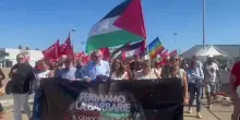 A Cagliari la marcia per Gaza, Landini in testa con lo striscione "Fermiamo il genocidio"