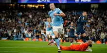 Il Napoli resta in 10 a Manchester e nel 2° tempo deve arrendersi a Haaland e Doku. Il City sorride
