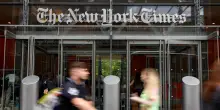 Usa, respinta la causa di Trump al New York Times per diffamazione: “Impropria e inammissibile”