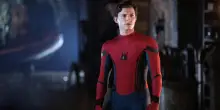 Tom Holland in ospedale dopo un incidente sul set di Spider-Man: stop alle riprese del film