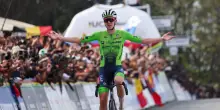 Mondiale, Pogacar da leggenda: trionfa in Ruanda. Battuto Evenepoel, è argento