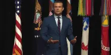 Usa, il segretario alla difesa Hegseth attacca 'generali e ammiragli grassi'