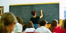 “I compiti in classe? Per vederli bisogna pagare”, a Brescia scoppia la protesta dei genitori
