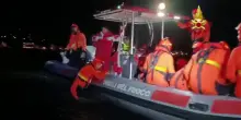 Soccorso in acqua, la lezione dei vigili del fuoco di Verbania