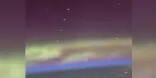 Spazio: la "danza" dei satelliti di Starlink ripresa dall'astronauta della Iss
