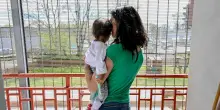 In carcere con la mamma a un anno e mezzo: “I politici fermino questa barbarie”