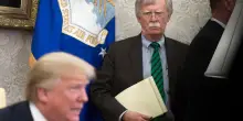 Trump e la vendetta politica, incriminato l’ex consigliere della Casa Bianca John Bolton