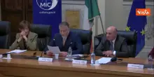 Alba Capitale dell'Arte 2027, il ministro Giuli canta "Albachiara" di Vasco Rossi