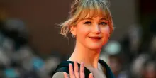 Jennifer Lawrence: “Anche parlare di depressione post partum è femminismo”