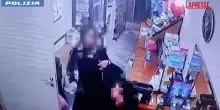 Catania, pugni e calci alla moglie malata cronica: le immagini delle telecamere di sorveglianza
