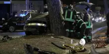 A Roma folle gara di velocità su via Cristoforo Colombo: scontro fra auto, un morto e tre feriti