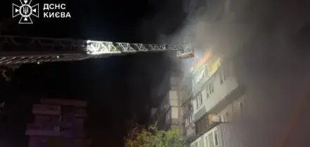 Raid con droni su Kiev, morti e feriti nell'attacco: le immagini dei soccorsi e dei danni