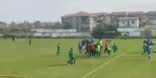 Rissa in campo nel campionato Under 18: tre calciatori del Rapid Torino in ospedale