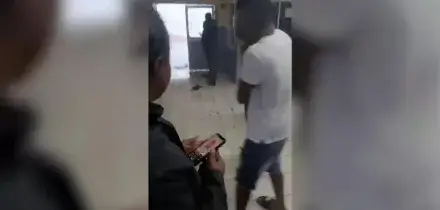 Giamaica flagellata da Melissa: i pazienti intrappolati nell'ospedale semi allagato