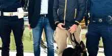 Spaccio ai Giardini al Mare. Arrestata con un amico