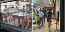Gioielleria svaligiata in 3 minuti, in azione banda col flessibile: blitz ai Portali