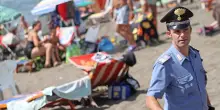 Furti a raffica sotto l’ombrellone. I carabinieri arrestano coppia. E il giudice li ’espelle’ dall’Adriatico
